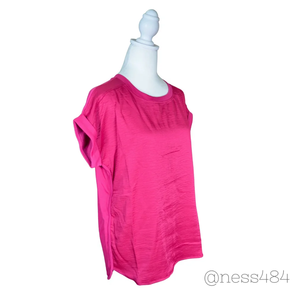 NWT Women's Cupio Blush Pink T-Shirt Size S - Picture 1 of 4